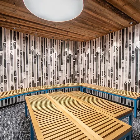Skis Aux Pieds Avec Acces Spa, Conciergerie 5*, Balcon Oriente Ouest - Fr-1-613-54 Διαμέρισμα *